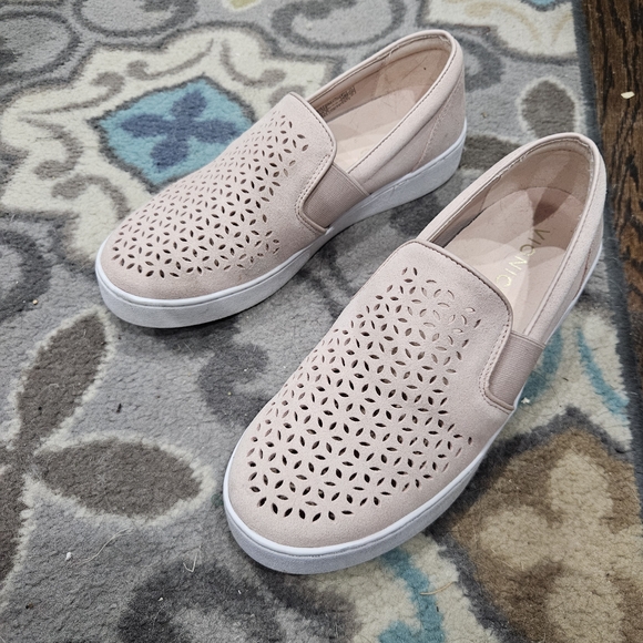 Vionic Shoes - Vionic Blush Pink Slip-On Perforated Sneakers